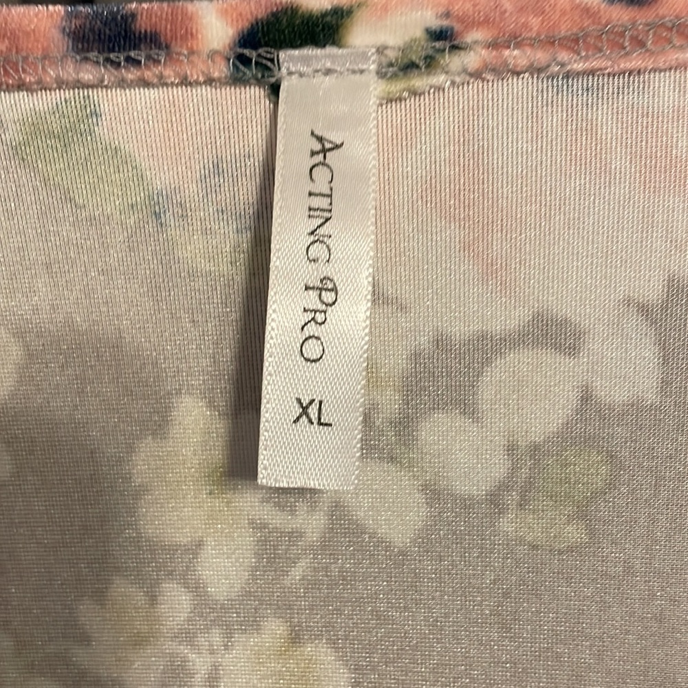 Cardigan - Picture 4 of 8
